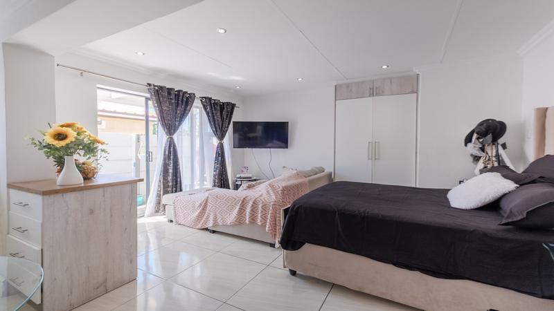 3 Bedroom Property for Sale in Vasco Estate Western Cape